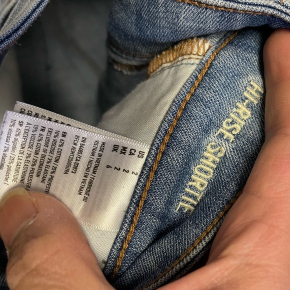 AEO High Rise Shortie size 2 - Picture 3 of 4